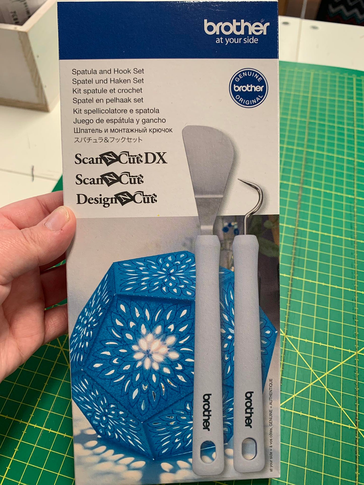 Spatula and hook set