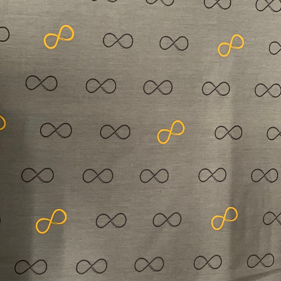 Grátt við infinity merkið