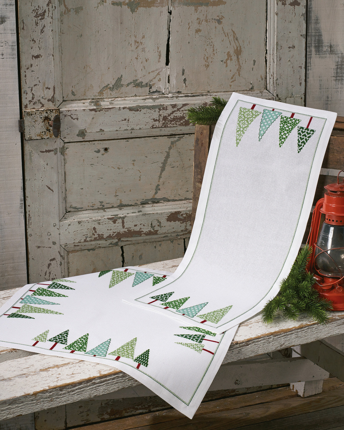 Juletræer på række(27-1602)