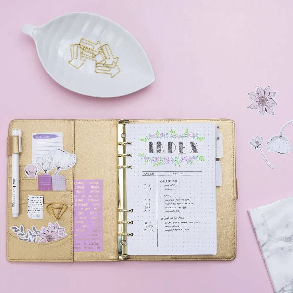 Plastikklummi við tilhoyri