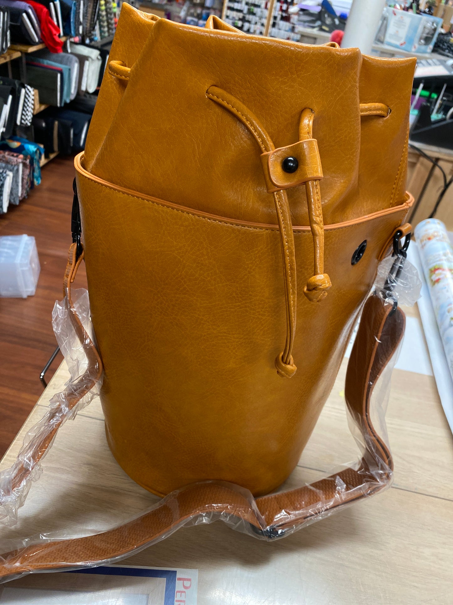 Unwind strikketaske rund pu læder 30x23cm